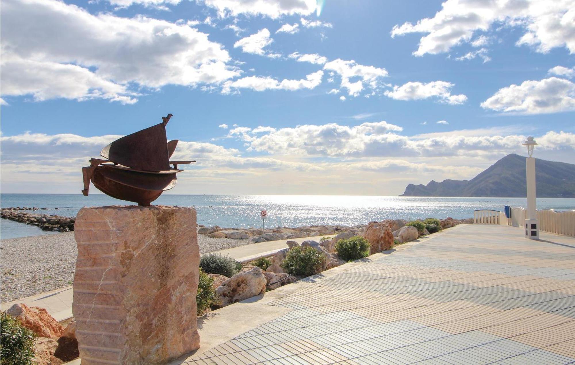 Amazing Apartment In Altea With Kitchen Bagian luar foto